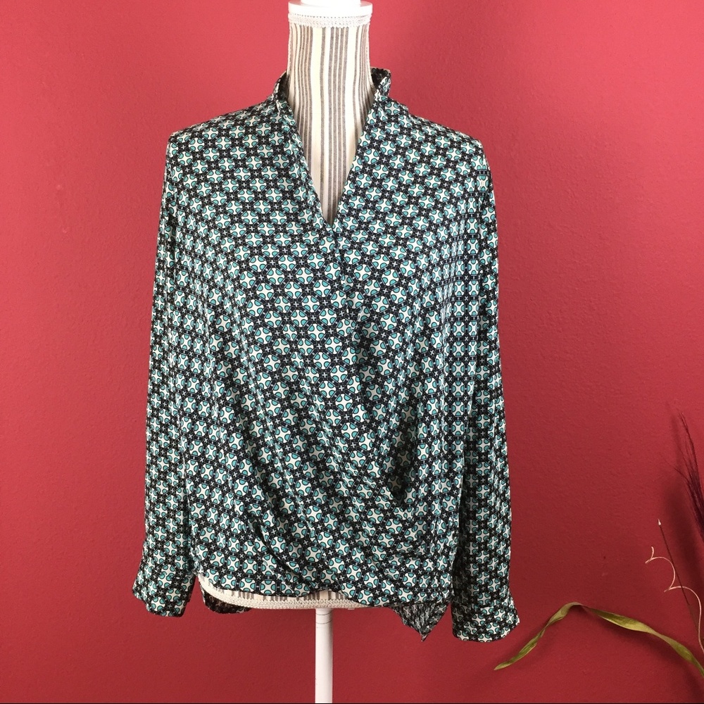 PLEIONE Women's Long Sleeve Surplice Blouse Top M